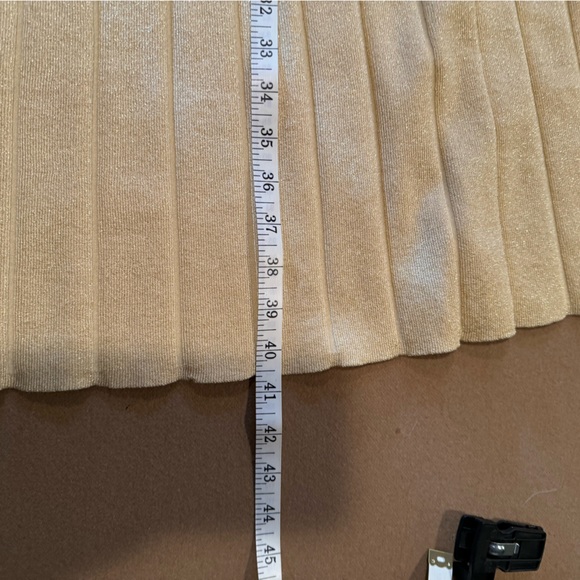 Michael Kors Metallic Ribbed Knit Skirt - Size Small - NWT - Picture 10 of 11